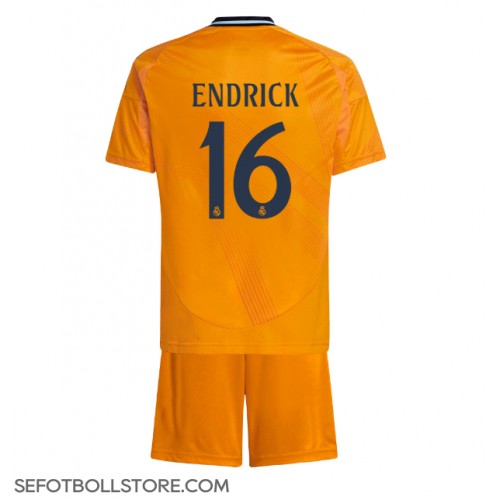 Real Madrid Endrick #16 Replika babykläder Bortaställ Barn 2024-25 Kortärmad (+ korta byxor)